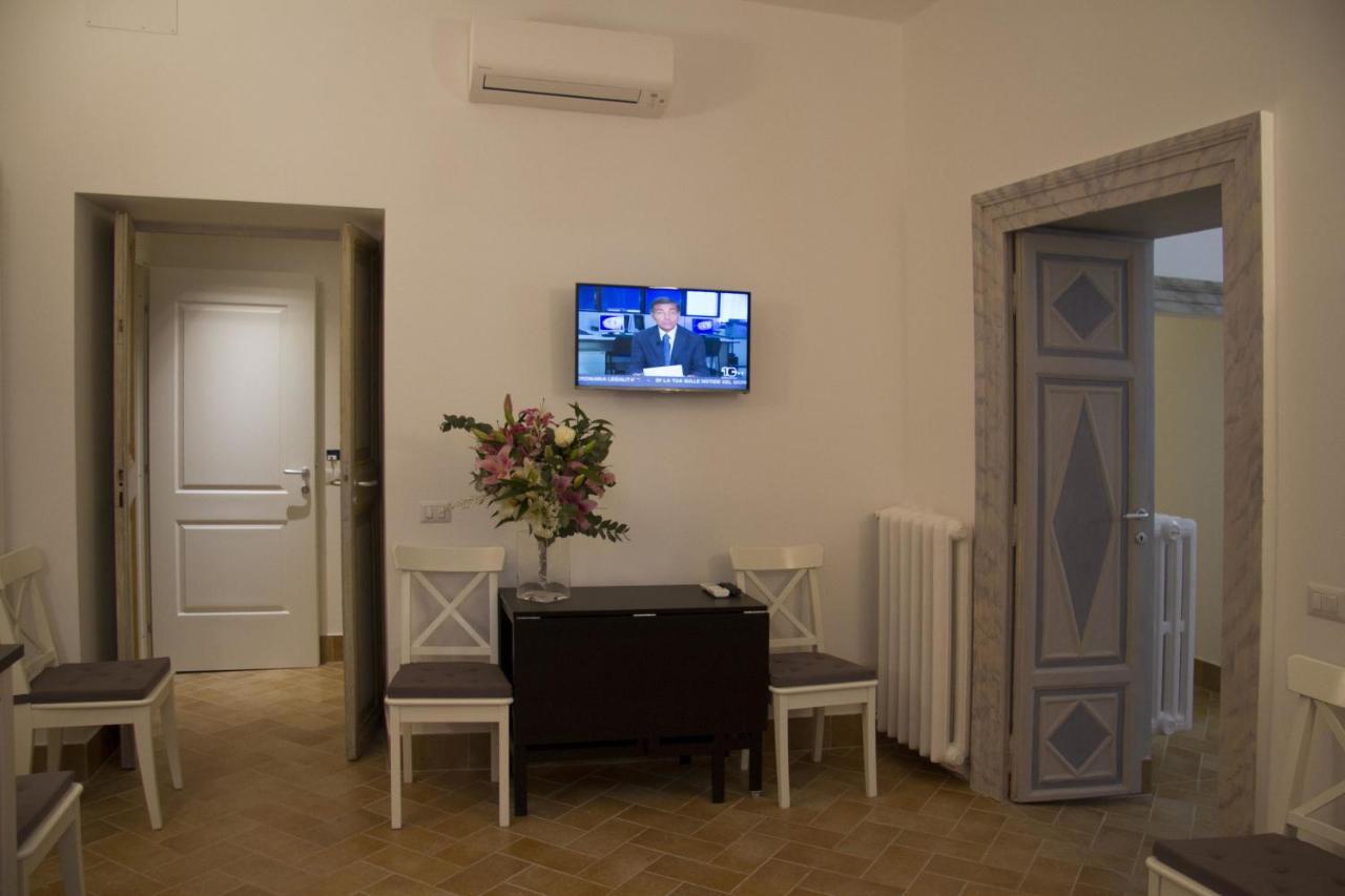 Leoncino 36 Apartments In Roma Oda fotoğraf