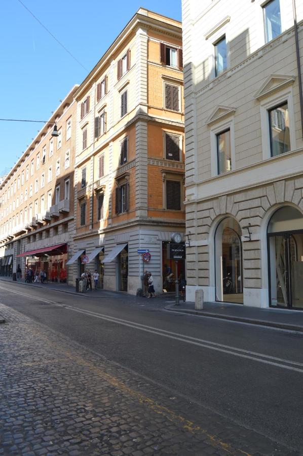 Leoncino 36 Apartments In Roma Oda fotoğraf